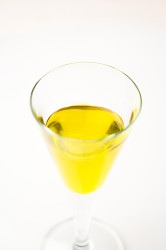 Olio extravergine d'oliva dei Colli Fiorentini, prodotto dalla Fattoria di Morello (Sesto Fiorentino - FI), usato e fotografato da Giorgio Giorgetti, personal chef Varese Como Milano Lombardia, su Cucino di te.