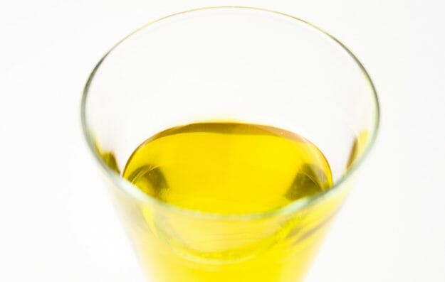 Olio extravergine d'oliva dei Colli Fiorentini, prodotto dalla Fattoria di Morello (Sesto Fiorentino - FI), comprato e fotografato da Giorgio Giorgetti, personal chef Varese Como Milano Lombardia, su www.cucinodite.it.