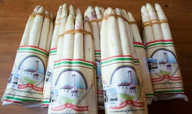 asparagi di Cantello, fotografati da Giorgio Giorgetti, personal chef a Varese, Como, Canton Ticino, Milano, Lecco (www.cucinodite.it).