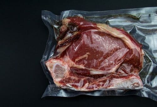 Carne e frollatura. Carne di manzo - wet aged casalingo