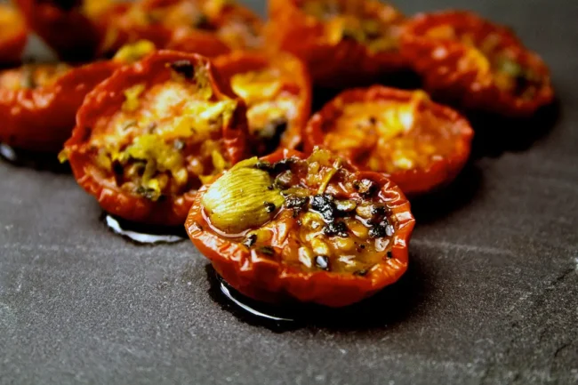 Pomodorini confit per catering privato e chef a domicilio in provincia di Lecco, Monza Brianza e Svizzera